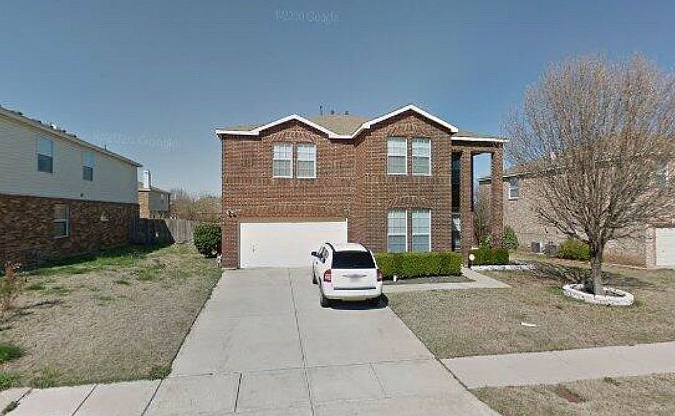 1st image of 915 Dunkirk Ln