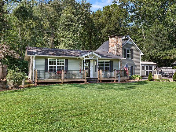 2nd image of 4036 Nowland Rd
