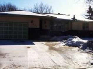 537 10th Ave S, South Saint Paul, MN 55075