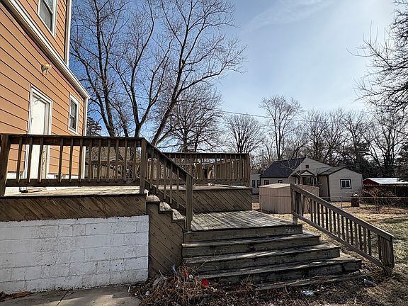 2nd image of 2214 W Tripp Ave