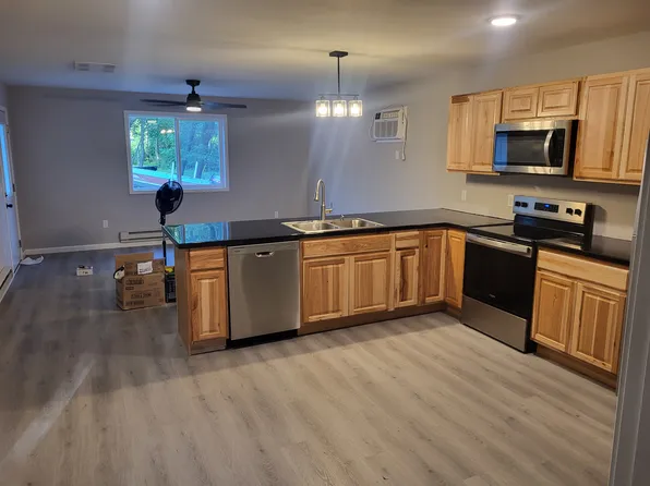 1004 13th St SW #1, Little Falls, MN 56345