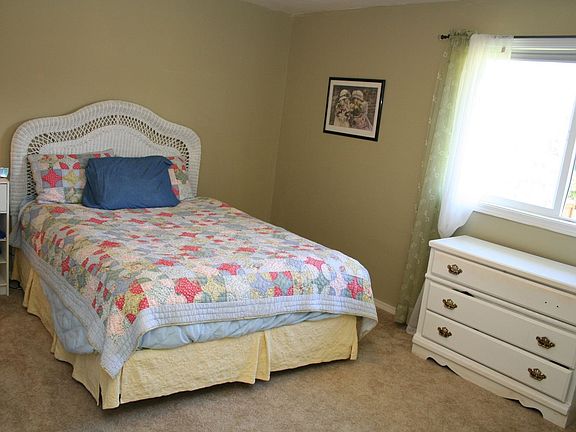 Large secondary rooms