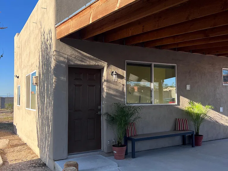 19402 W Corto Ln — Photo 2