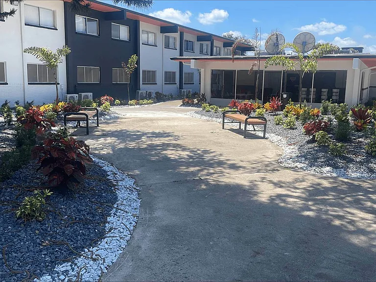 Addison Cove — Photo 21