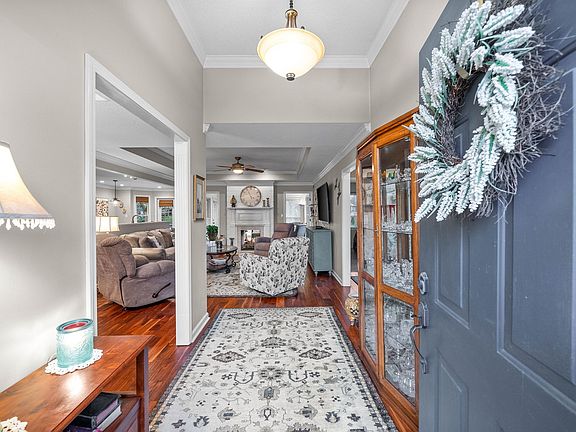 5th image of 2587 Stone Briar Dr