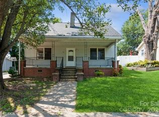 105 S Ransom St, Gastonia, NC 28052