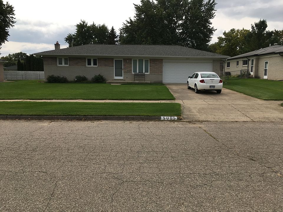 1st image of 5095 Sparrowood Dr