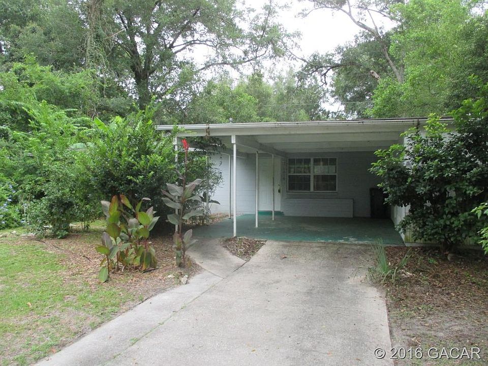 1st image of 1016 NE 20th Pl