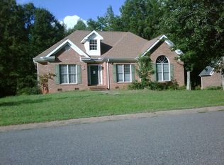 805 Toncin Ave, Bessemer City, NC 28016