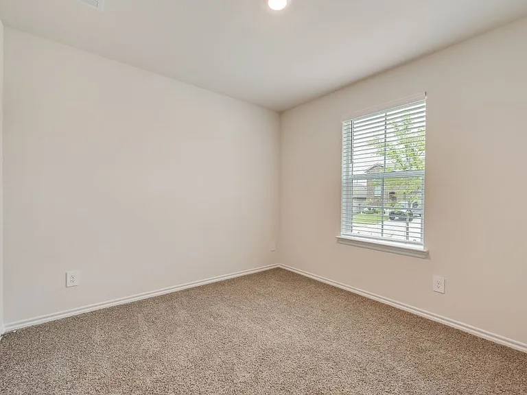 3405 Marie Dr — Photo 9