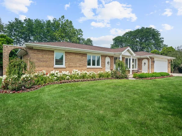5N506 Santa Fe Trl, Bloomingdale, IL 60108