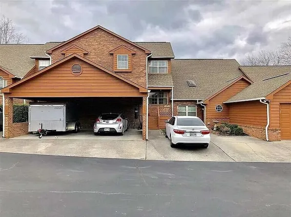 1355 Monteverdi Ct, Morristown, TN 37814