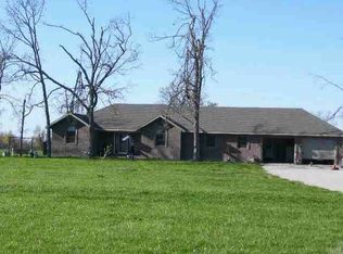 19125 Hazel Rd, Lebanon, MO 65536