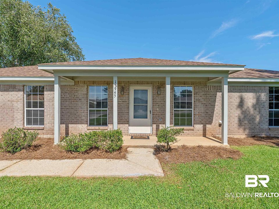 1st image of 18945 Dalewood Cir