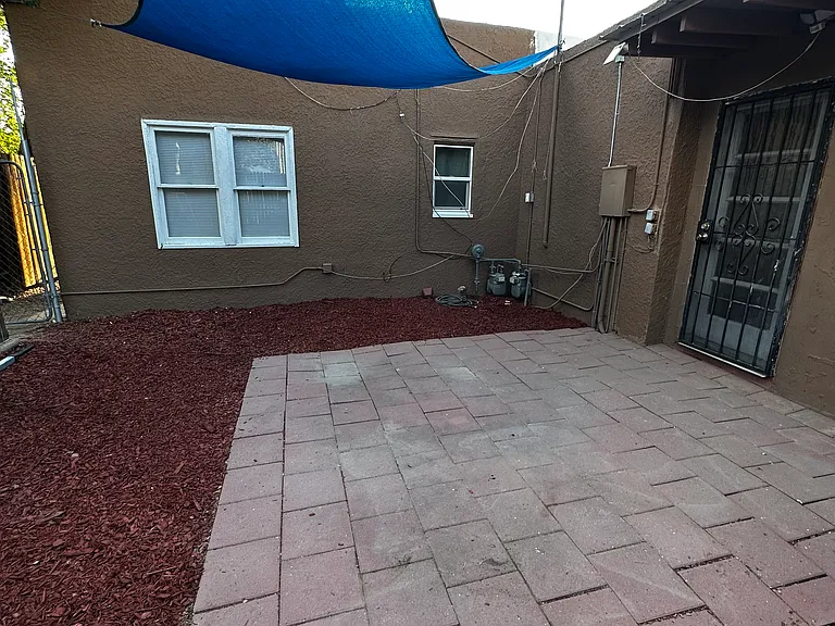 406 Princeton Dr SE — Photo 20