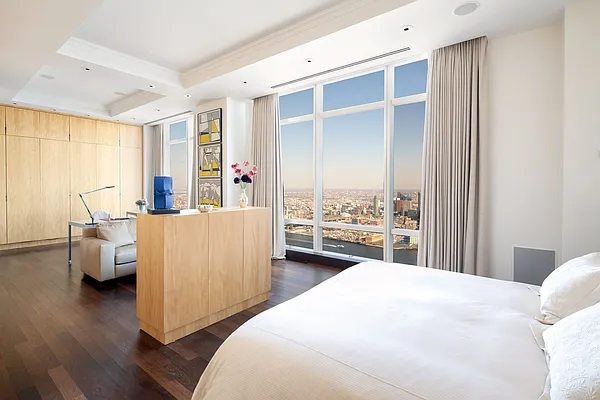 Rented by Sotheby's International Realty | media 7