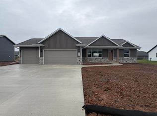 2509 Kilrush Rd, De Pere, WI 54115