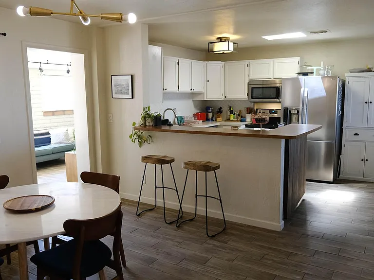 3721 E Sheridan St — Photo 9