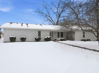 2105 Oakwood Dr, Warsaw, IN 46580