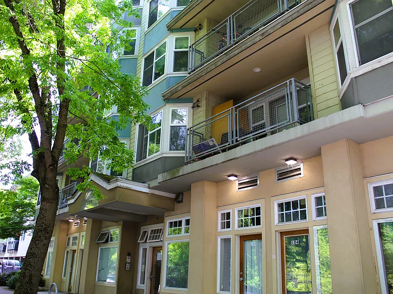 Main Place II — Photo 17