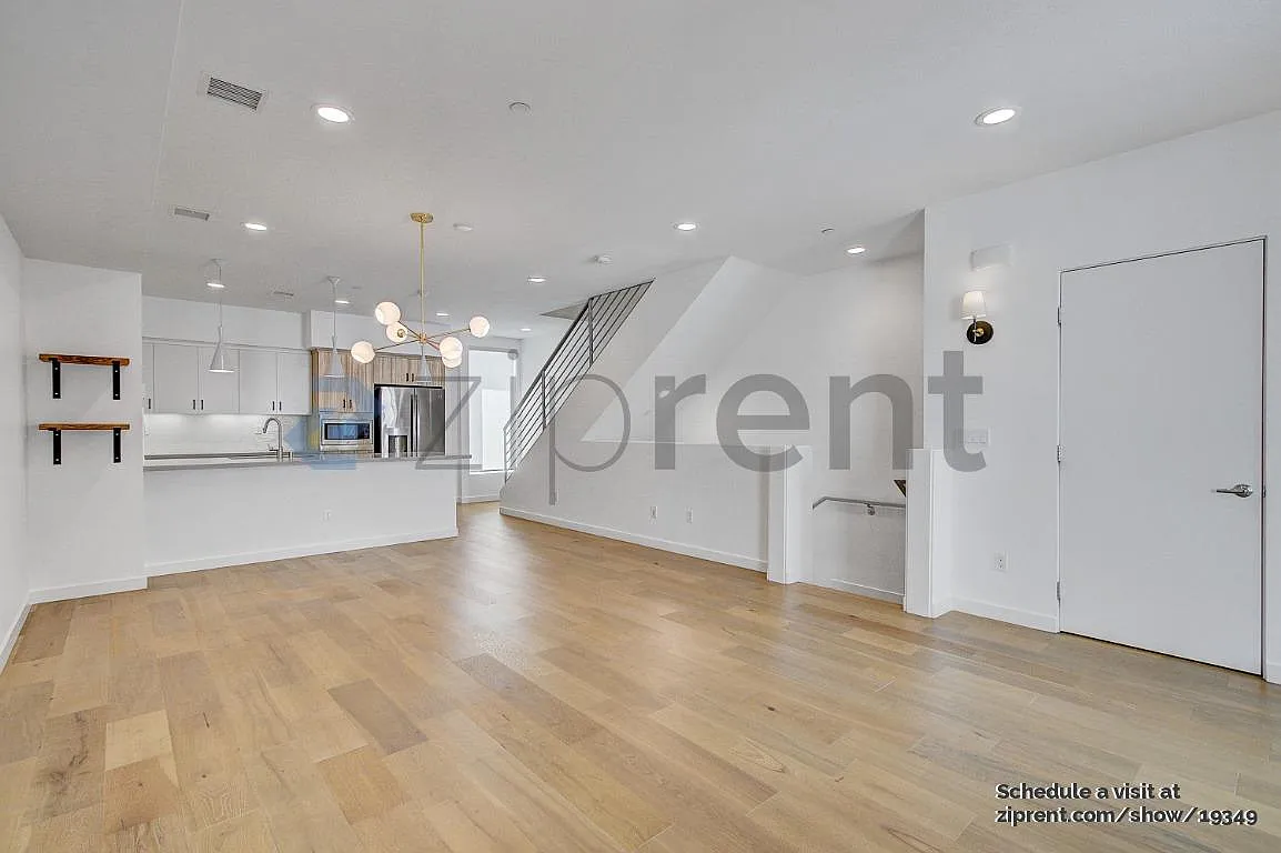 3 bed, 3.5 bath, 1883 sqft, $5,295 — Photo 1