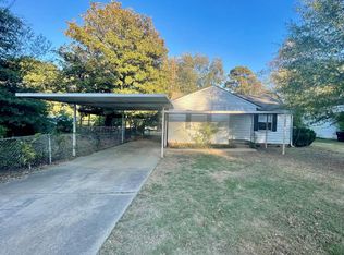 1222 N 10th St, Longview, TX 75601