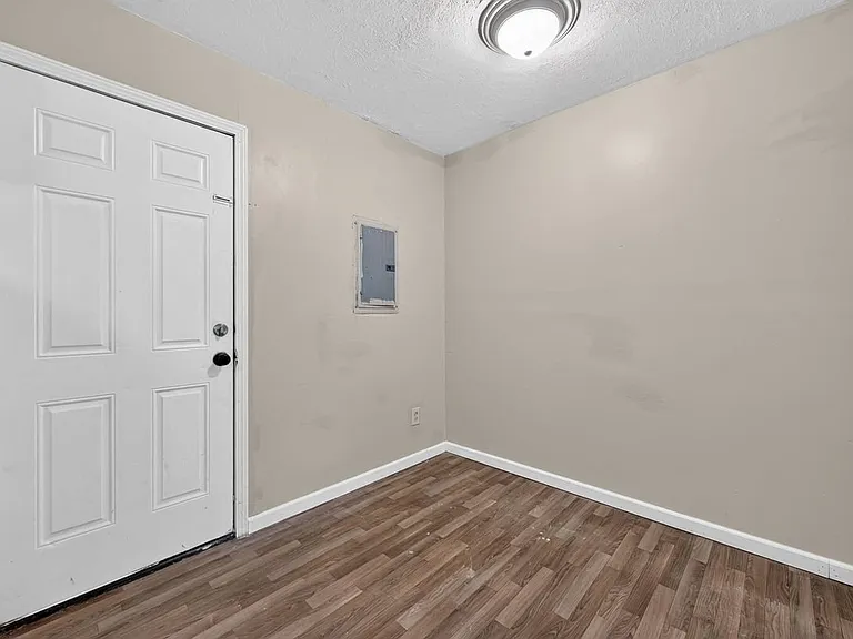 6 Amelia Dr — Photo 29