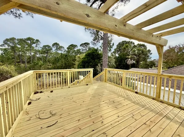 81 Lake Front Dr, Miramar Beach, FL 32550