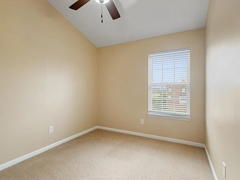 13310 Golden Gate Dr W — Photo 25