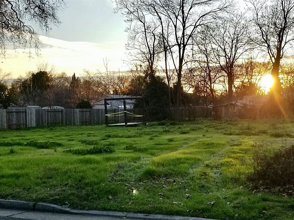 2nd image of 500 Smilax Ave