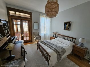 2427 N Kedzie Blvd #3N, Chicago, IL 60647