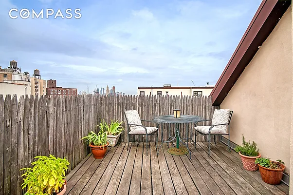 Sold by Compass | media 11