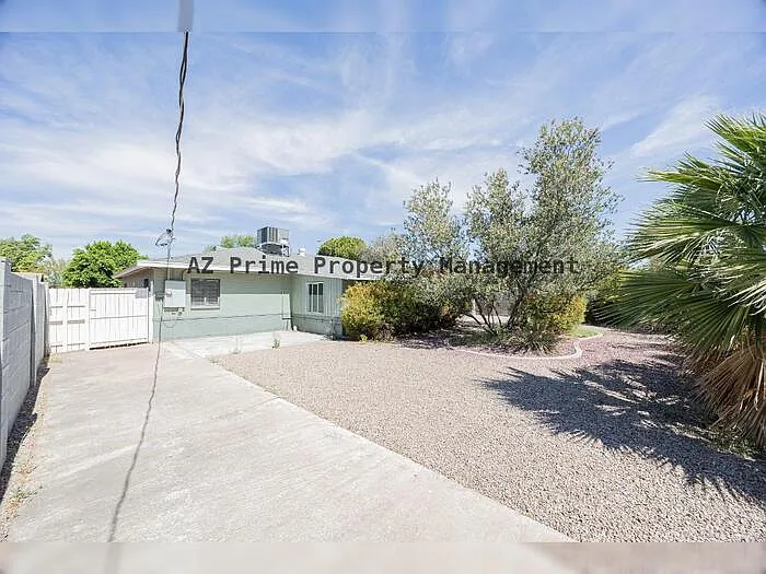 6521 N 19th Dr — Photo 29