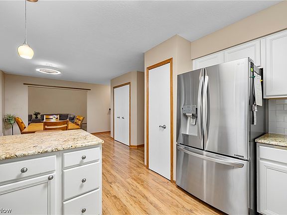 5th image of 675 Juniper Ln