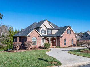 150 Gunpowder View Cir, Granite Falls, NC 28630