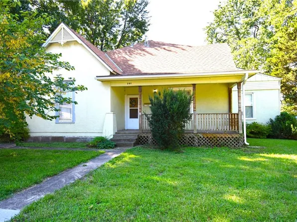 701 E Mechanic St, Harrisonville, MO 64701