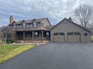 21 Burritt Rd, Hilton, NY 14468