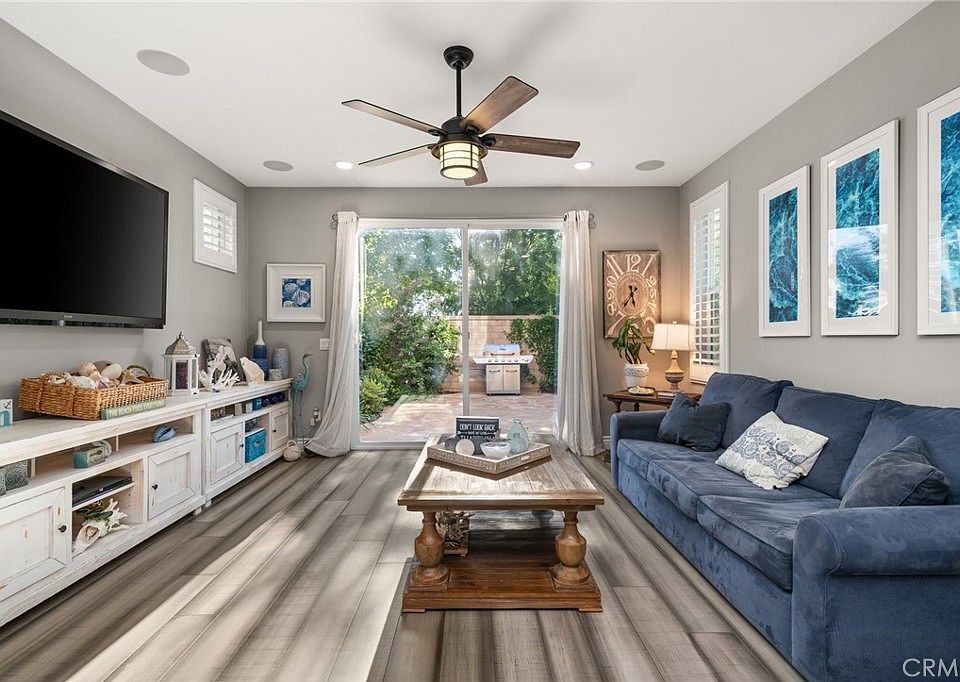 1st image of 4042 S Cloverdale Way