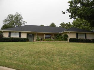 2205 Fairway Dr, Duncan, OK 73533