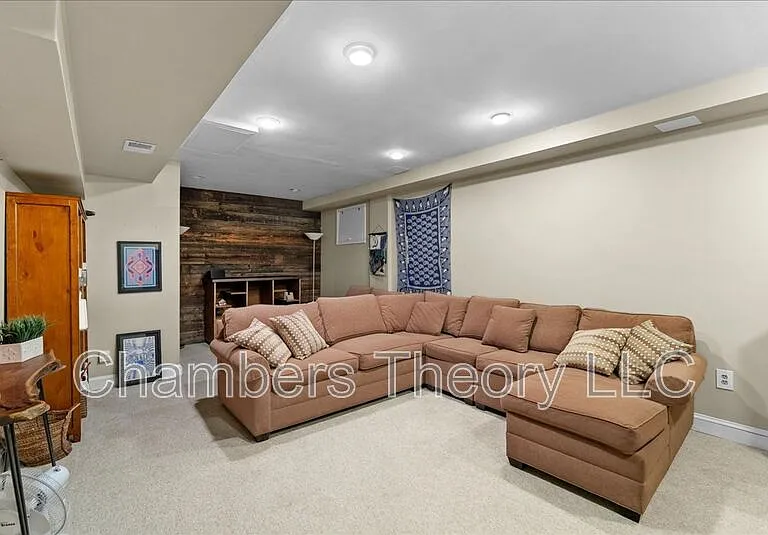 8709 Hidden Hill Ln — Photo 28
