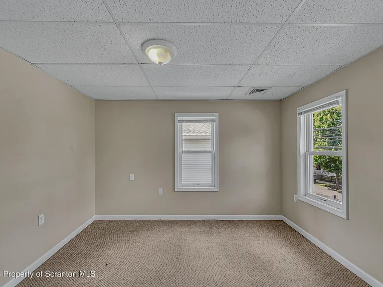 538 River St — Photo 11
