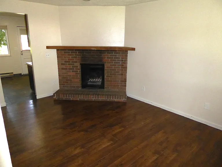 1701 Erin Ct #3 — Photo 6