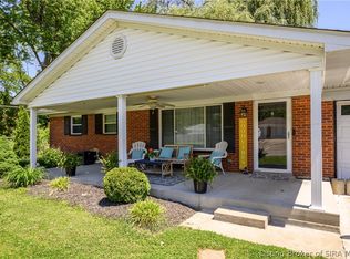 710 Georgian Avenue, Sellersburg, IN 47172