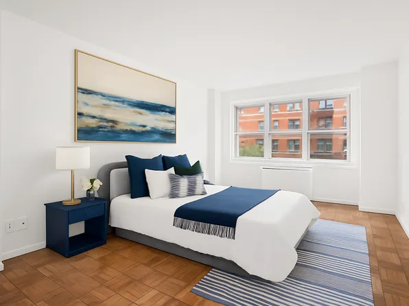 20 East 9th Street image 7 of 21