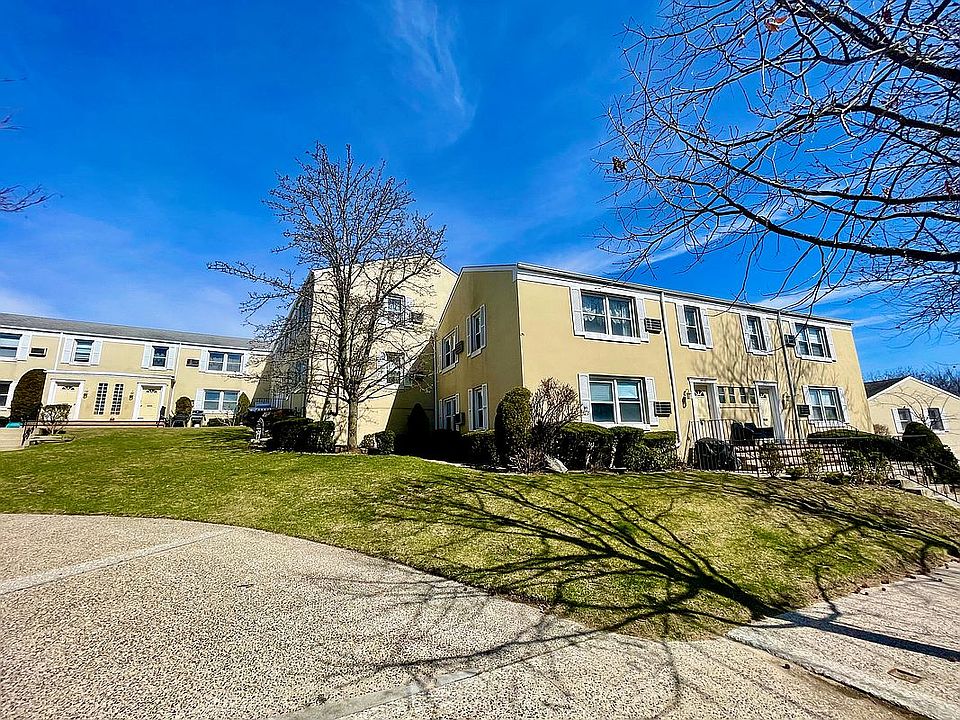 1st image of 251-43 71st Ave #119B