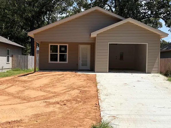 209 N Jackson St, Cabot, AR 72023