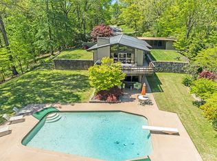 110 Forest Ridge Ave, Brevard, NC 28712