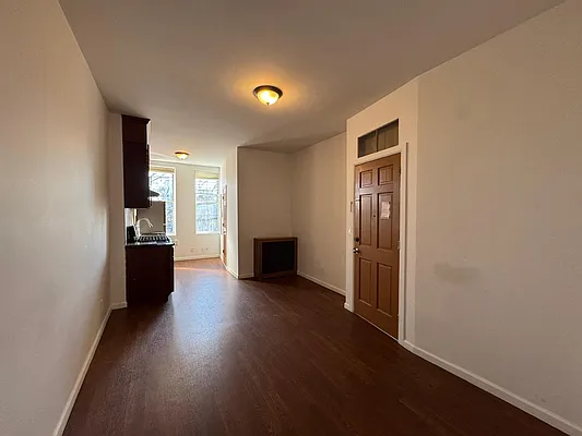 Rented by Pear NYC LLC | media 8