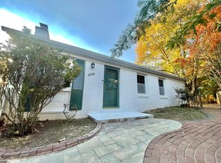 8614 Ridge Rd, Bethesda, MD 20817