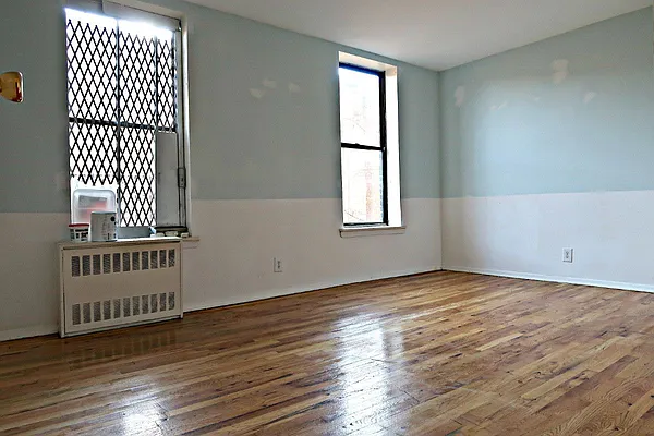 Rented by Level Group | media 3